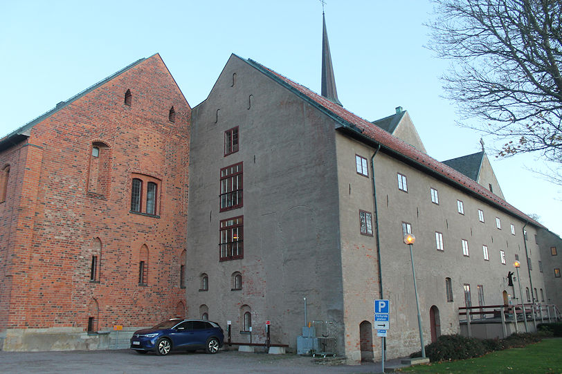 Abbey with Kungsgård on the left