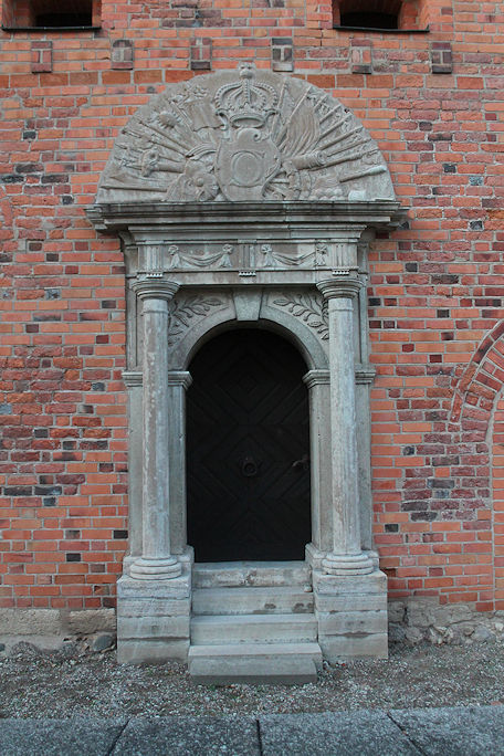 Kungsgård (AKA Kungshus), door
