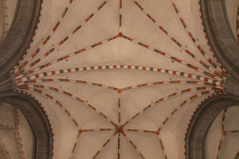 Klosterkyrka, vaults