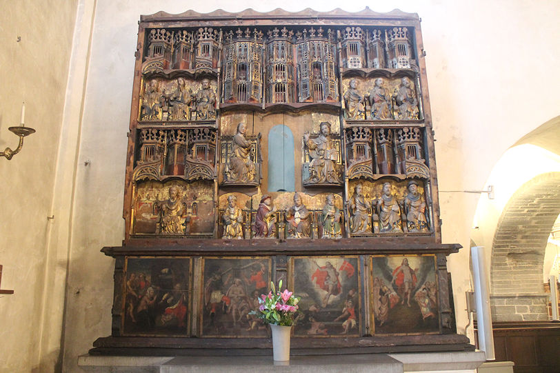 Sankta Maria Church, altarpiece
