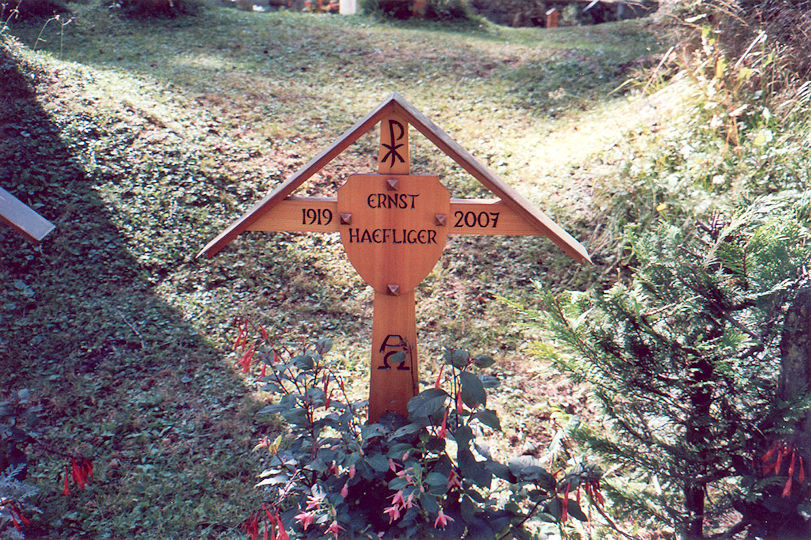 Ernst Haefliger's grave