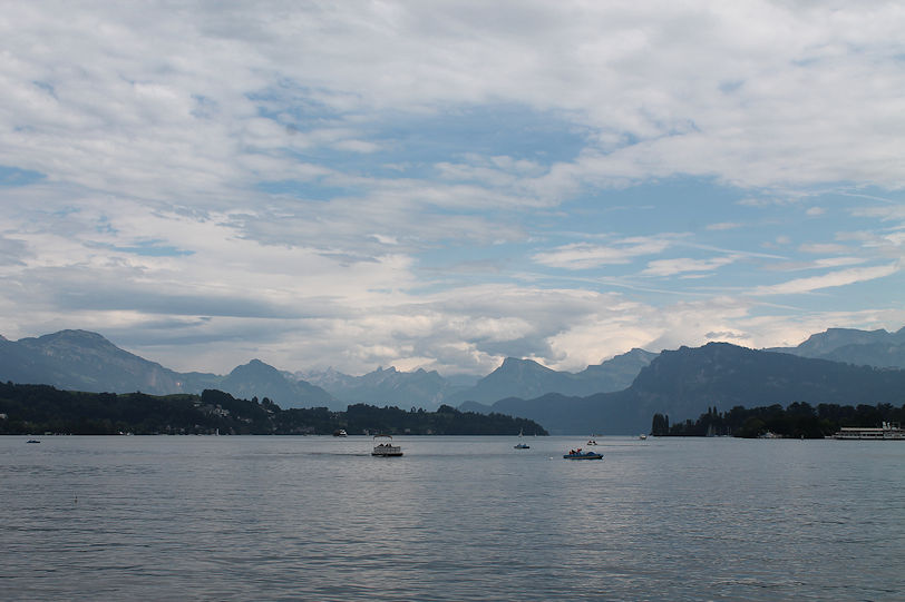 Lake & mountains
