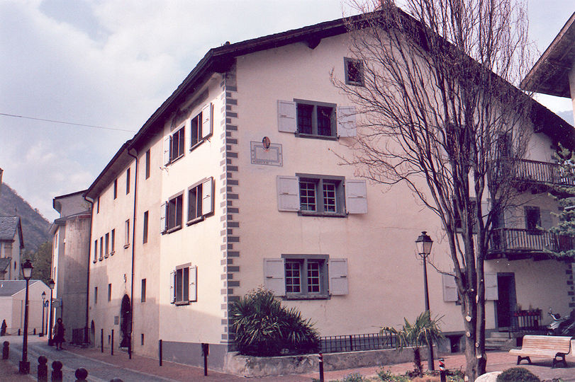 Rue des Alpes