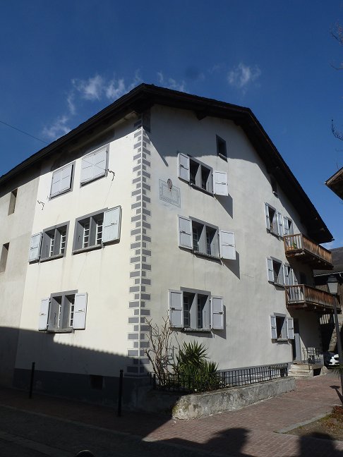 Rue des Alpes