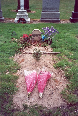 Tony's grave